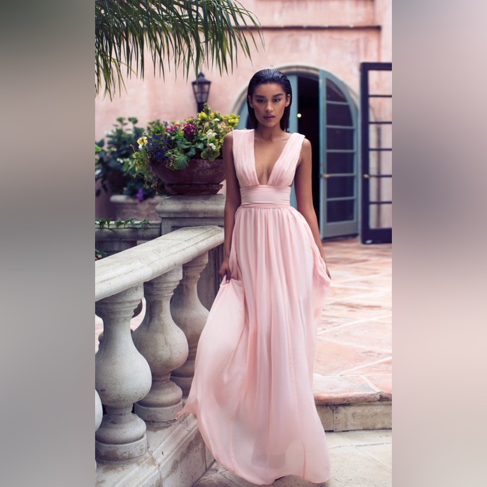 HOUSE OF CB ‘Nusa' Pink Chiffon Deep V Maxi
